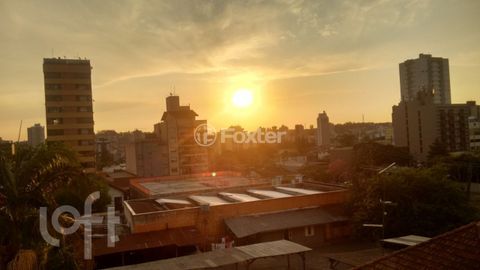 Image 17 - 900648