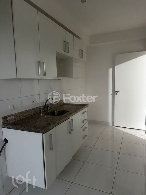 Image 10 - 900666