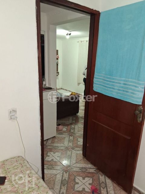Image 7 - 900668