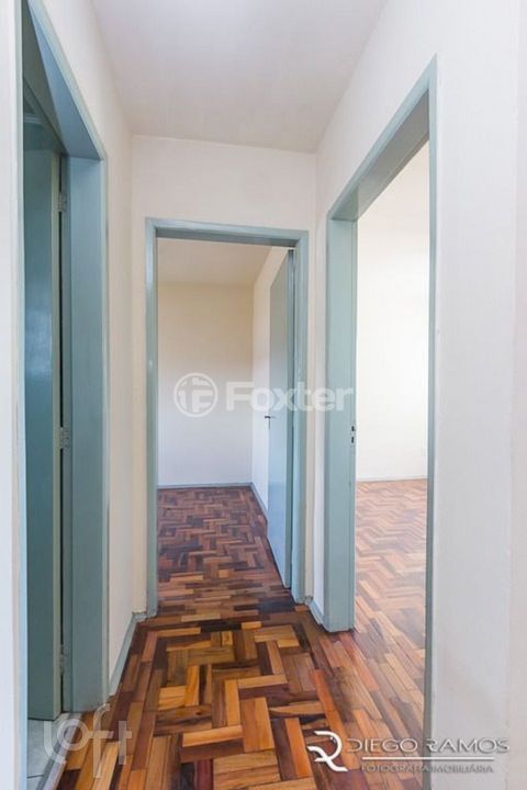 Image 3 - 900708
