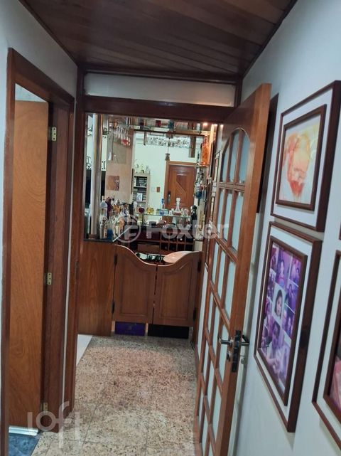 Image 7 - 900717