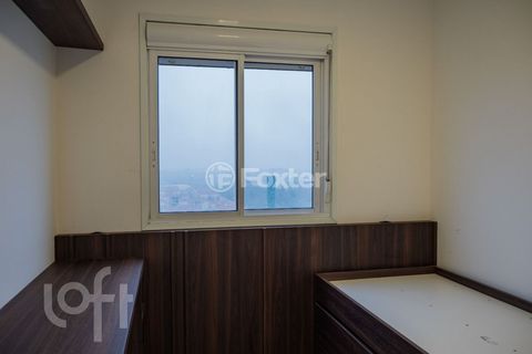 Image 5 - 900718