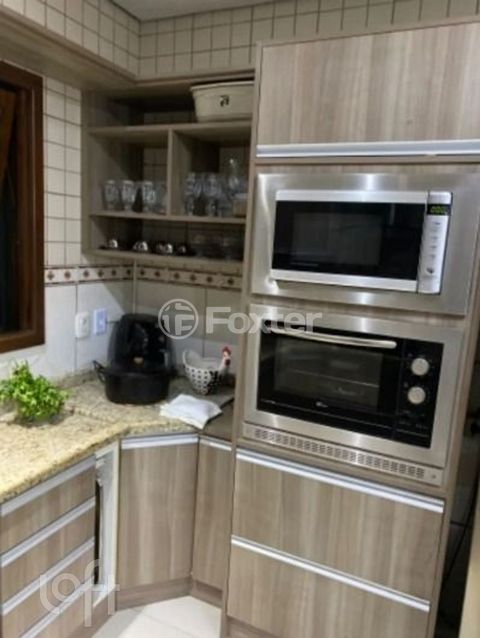 Image 4 - 900722
