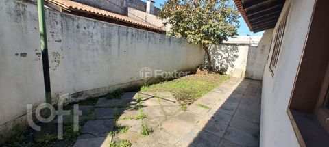 Image 17 - 900746
