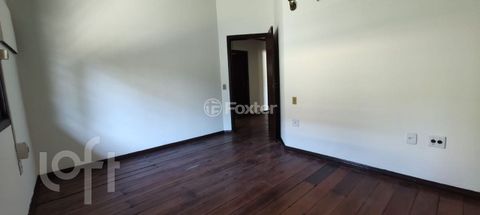 Image 7 - 900746