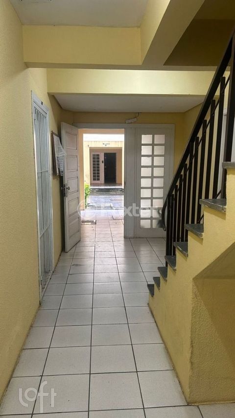 Image 5 - 900747