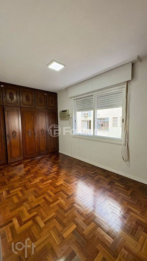 Image 7 - 900748