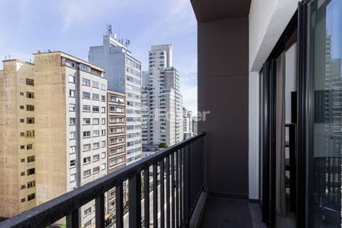 Image 3 - 900755