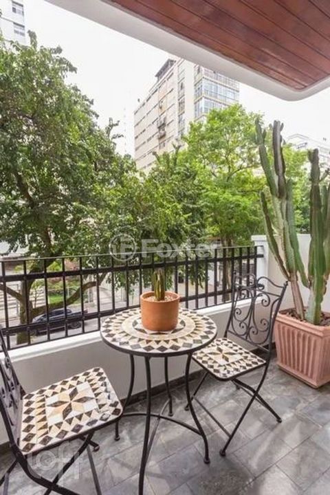 Image 4 - 900759