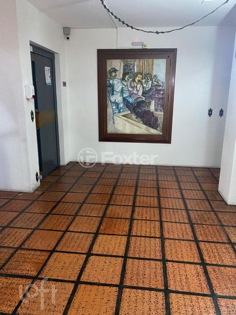 Image 2 - 900772