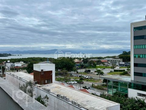 Image 8 - 900791