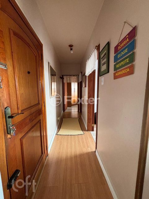 Image 8 - 900800