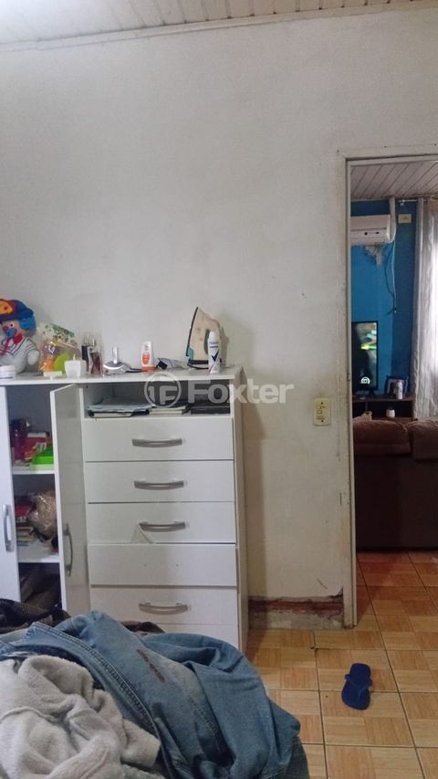 Image 3 - 900810