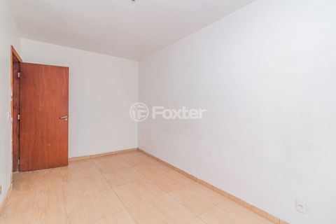Image 7 - 900814