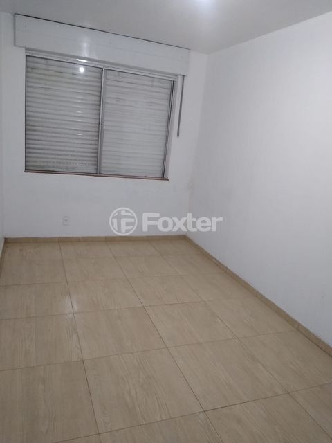 Image 5 - 900814