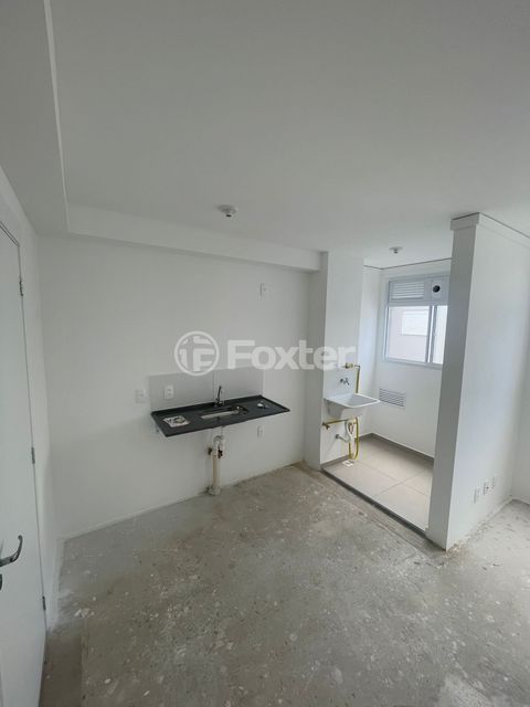 Image 1 - 900817