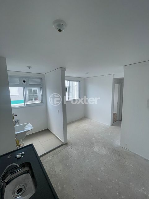 Image 3 - 900817