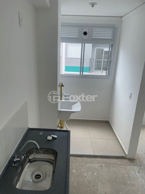 Image 7 - 900817