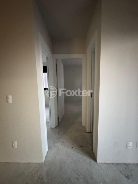 Image 7 - 900820