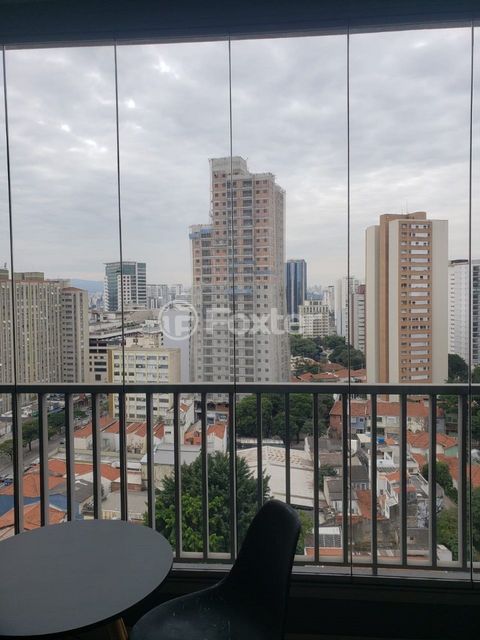 Image 7 - 900880