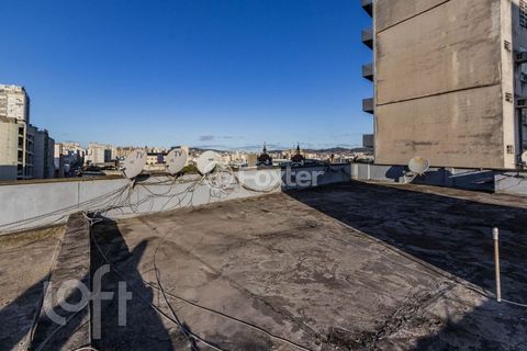 Image 3 - 900885
