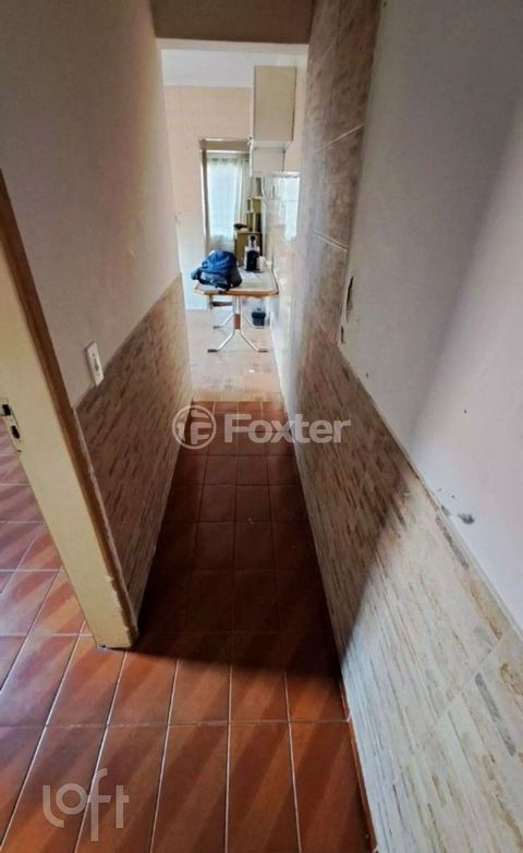 Image 1 - 900894