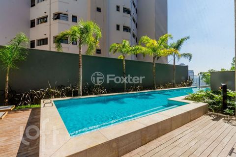 Image 8 - 901095