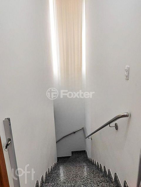 Image 3 - 901375