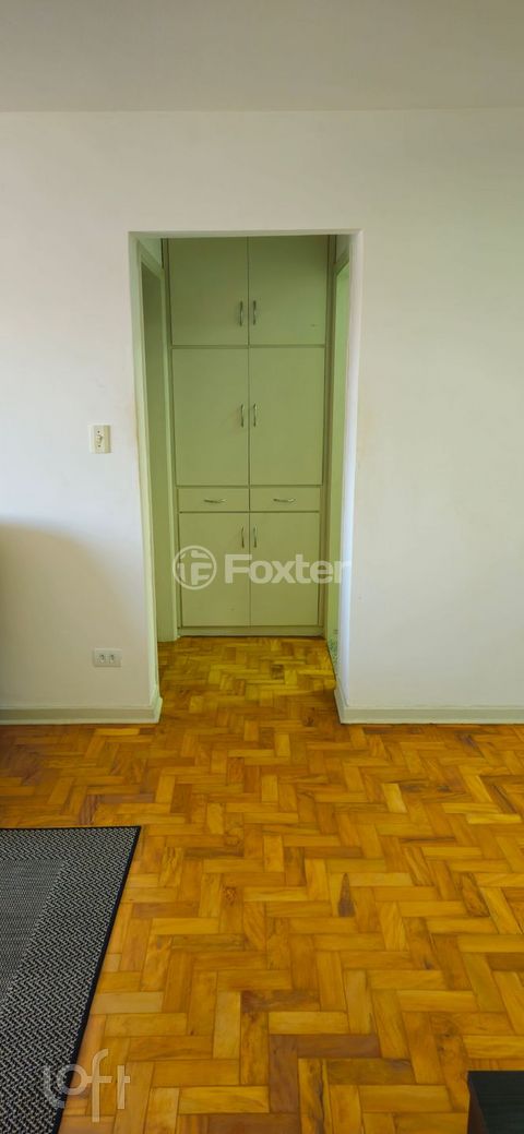 Image 1 - 901733