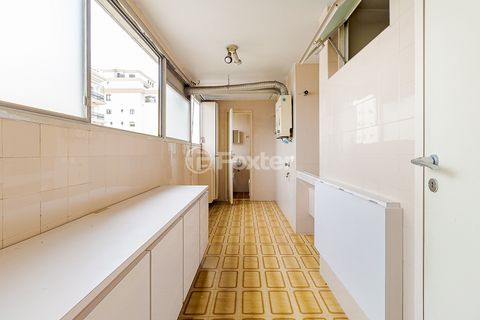 Image 16 - 901892