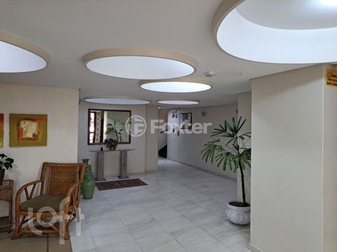 Image 4 - 902274