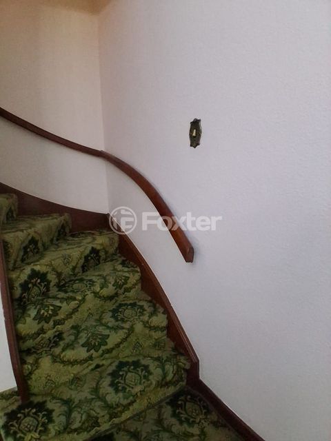 Image 7 - 902318