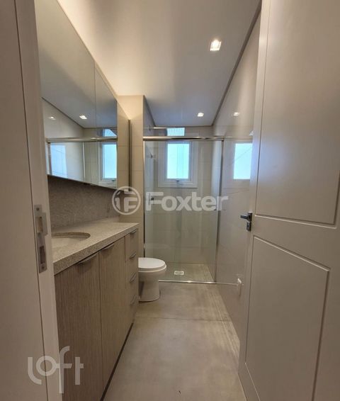 Image 7 - 902500