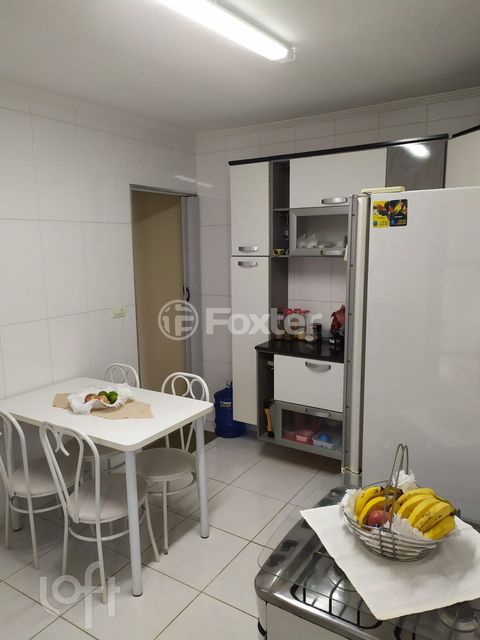 Image 10 - 902855