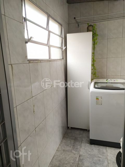 Image 11 - 902855