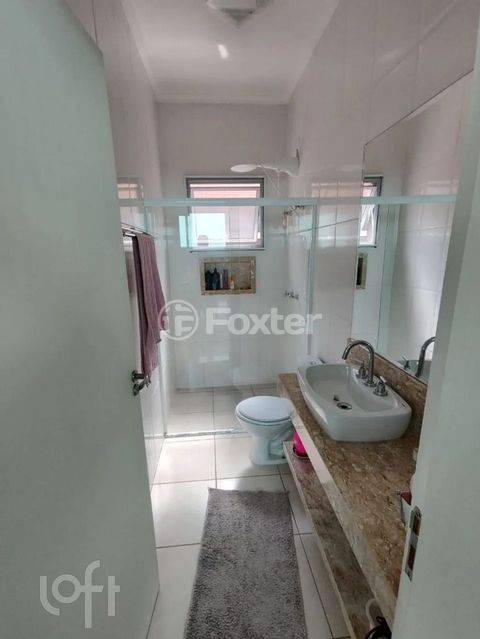 Image 7 - 902881