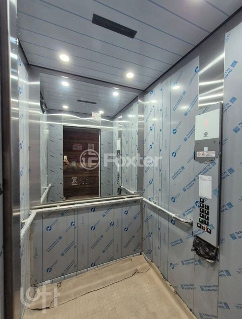 Image 5 - 903800