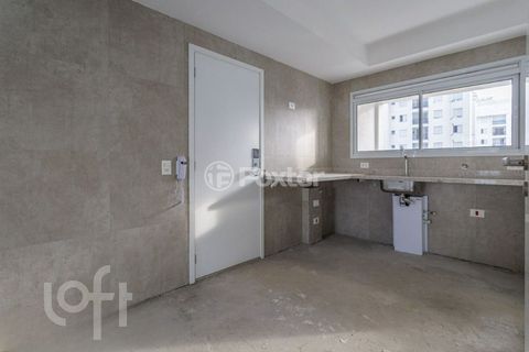 Image 5 - 904529