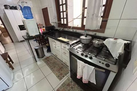 Image 4 - 904590