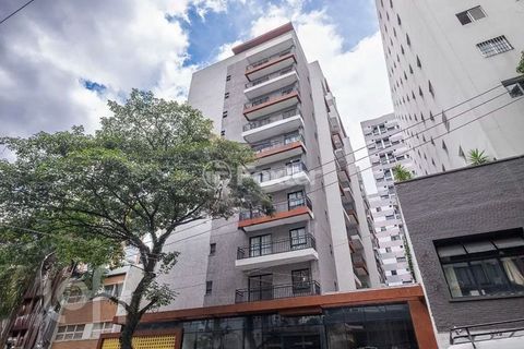 Image 17 - 904721