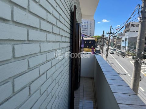 Image 1 - 904737