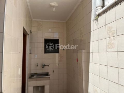 Image 5 - 904737