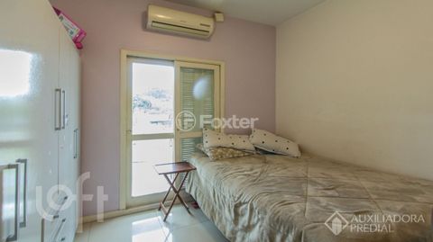 Image 8 - 905290