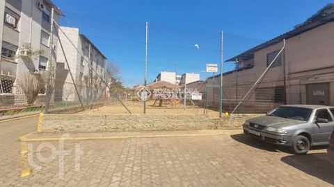 Image 11 - 905572
