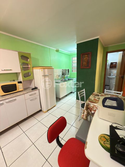 Image 2 - 905897