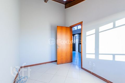 Image 7 - 906007