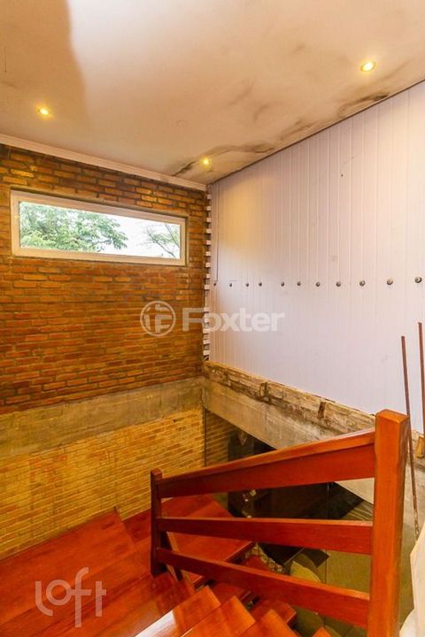Image 8 - 906306