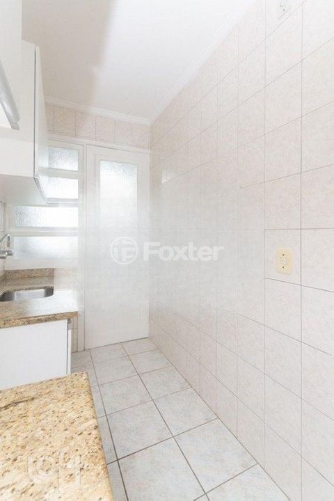 Image 3 - 907894