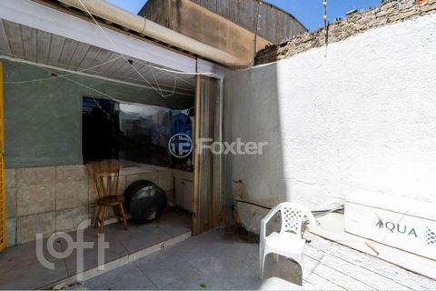 Image 19 - 908311