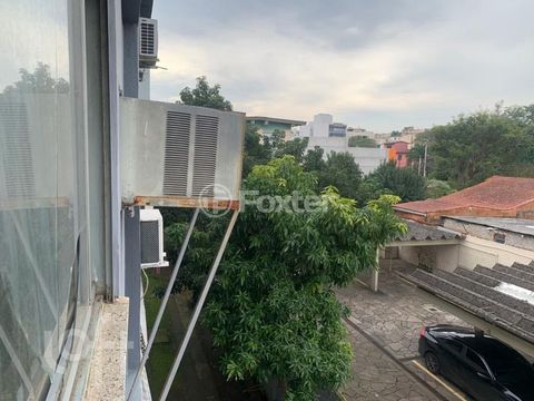 Image 9 - 910352